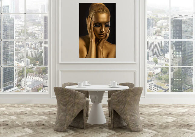 glasschilderij-vrouw-goud-woonkamer glasschilderij-vrouw-goud-woonkamer