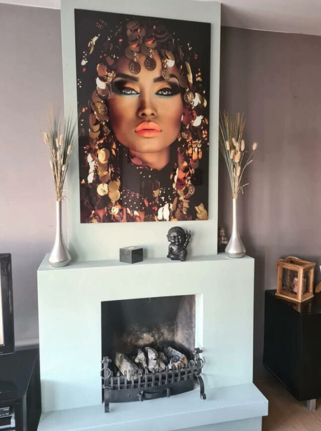 glasschilderij-vrouw-open-haard glasschilderij-vrouw-open-haard